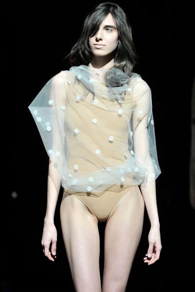 Look 38